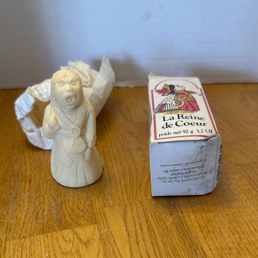 Cream Figurine